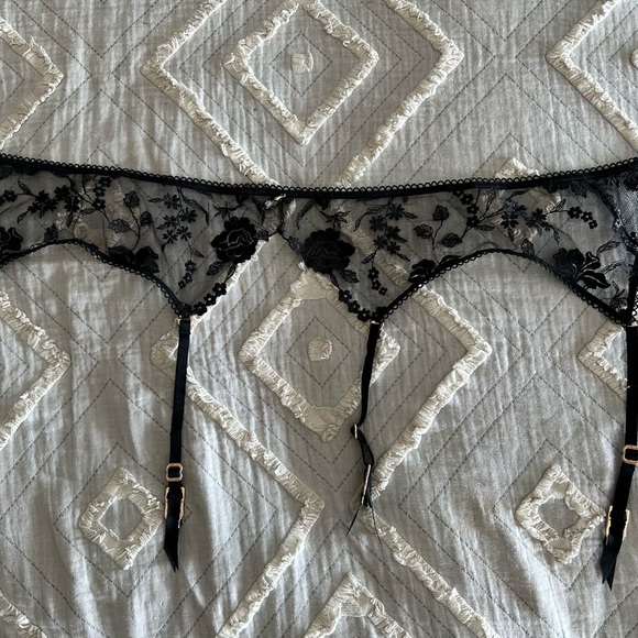 NWOT Honey Birdette Whitney suspender in black - Picture 2 of 2